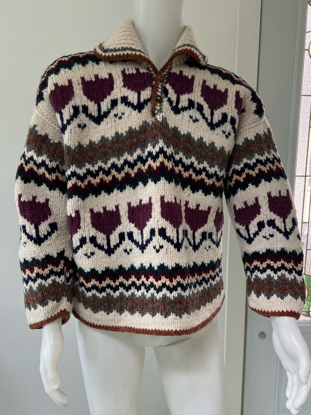 Vintage 100% Wool Hand Knit Fair Isle Sweater Made in England Pullover